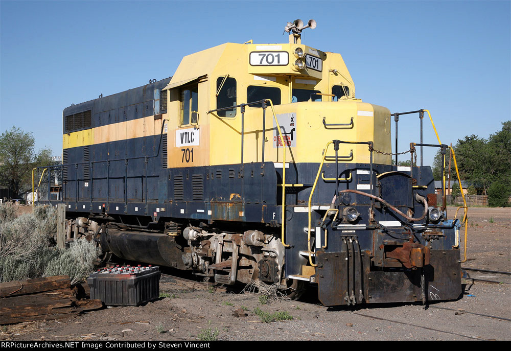 WTLC #701 in yard on Santa Fe Southern